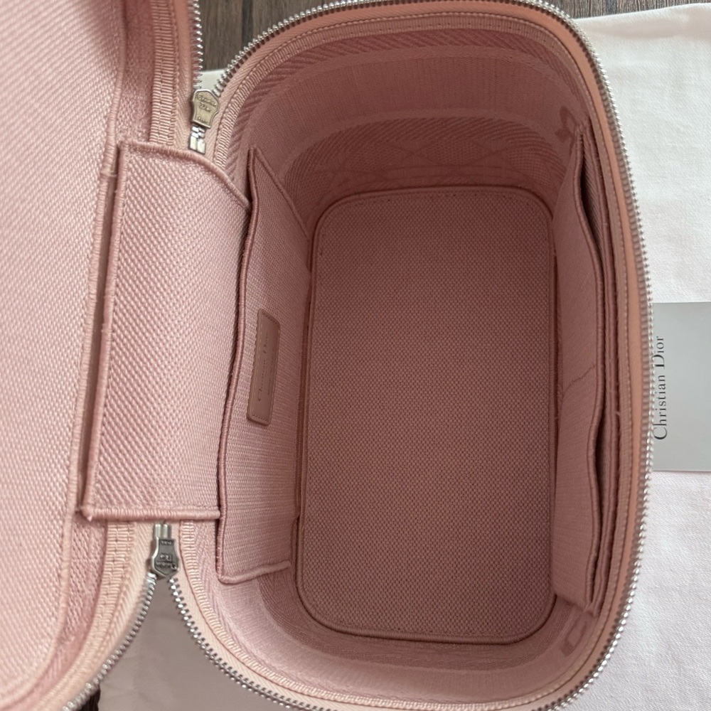 ❌SOLD❌NEW DIOR Large Travel Vanity Case in Boise de Rose - Picture 6 of 8